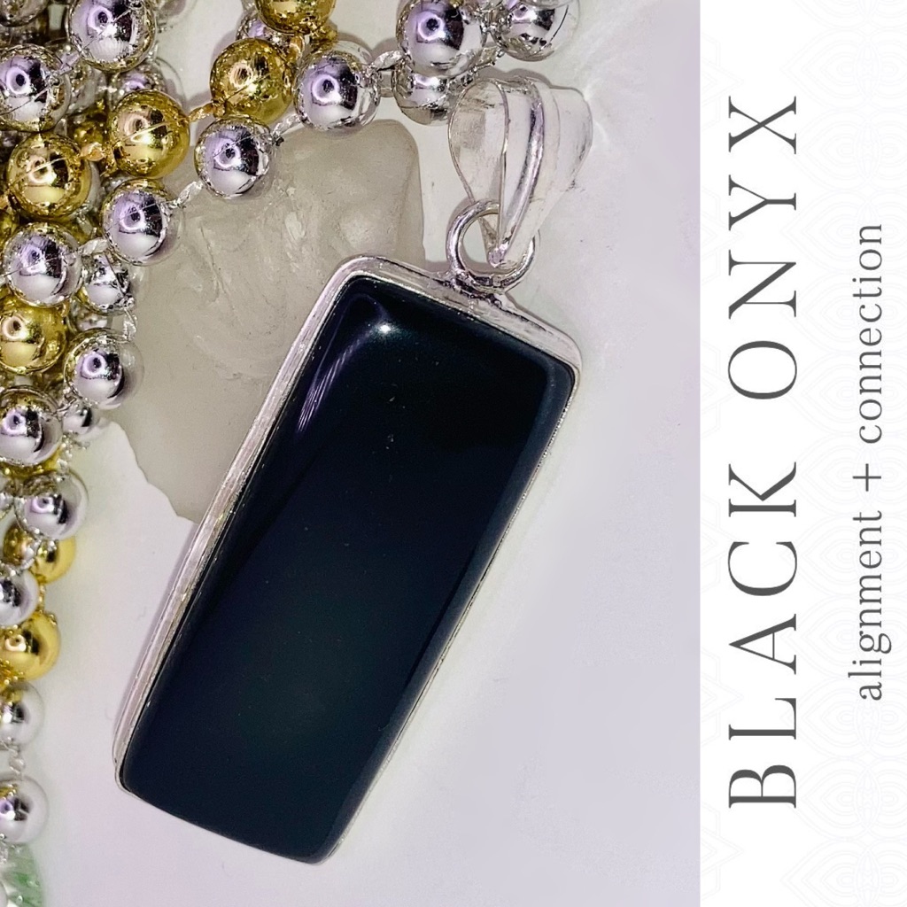 :-: Beautiful :-: Black Onyx Gemstone Handmade Pendant
